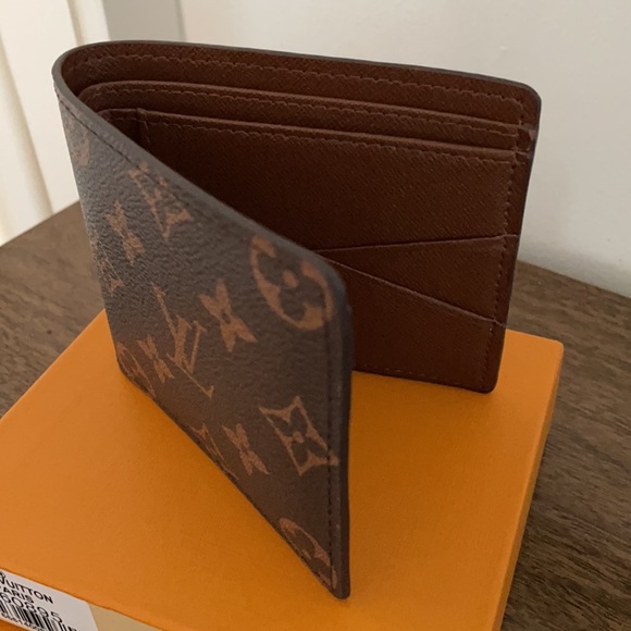 MEN’S Louis Vuitton Wallet NEVER USED - Picture 7 of 7